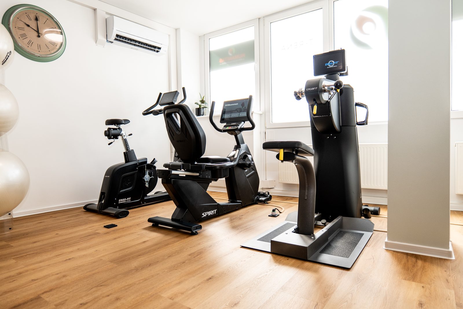 Krankengymnastik am Gerät in der Praxis Physio Humanitas in Essen-Frohnhausen